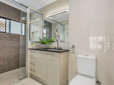 16 City View Crescent, Mooroobool