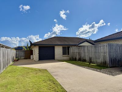 2 / 107 Nissen Street, Urraween