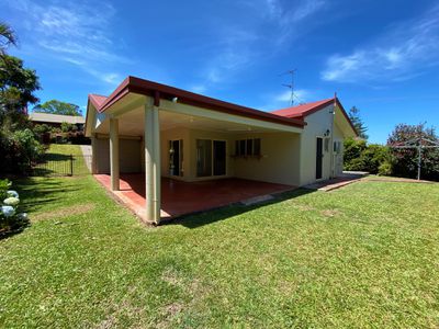 2 JUSTIN STREET, Atherton