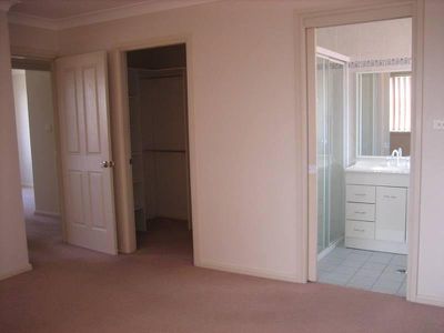 2 Tooma Pl, Flinders