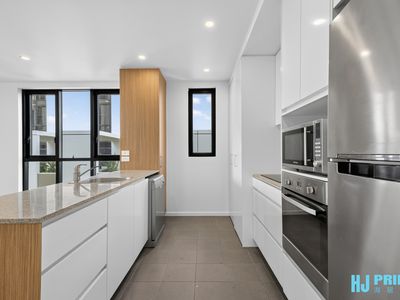 21 / 2729 Gold Coast Highway, Broadbeach