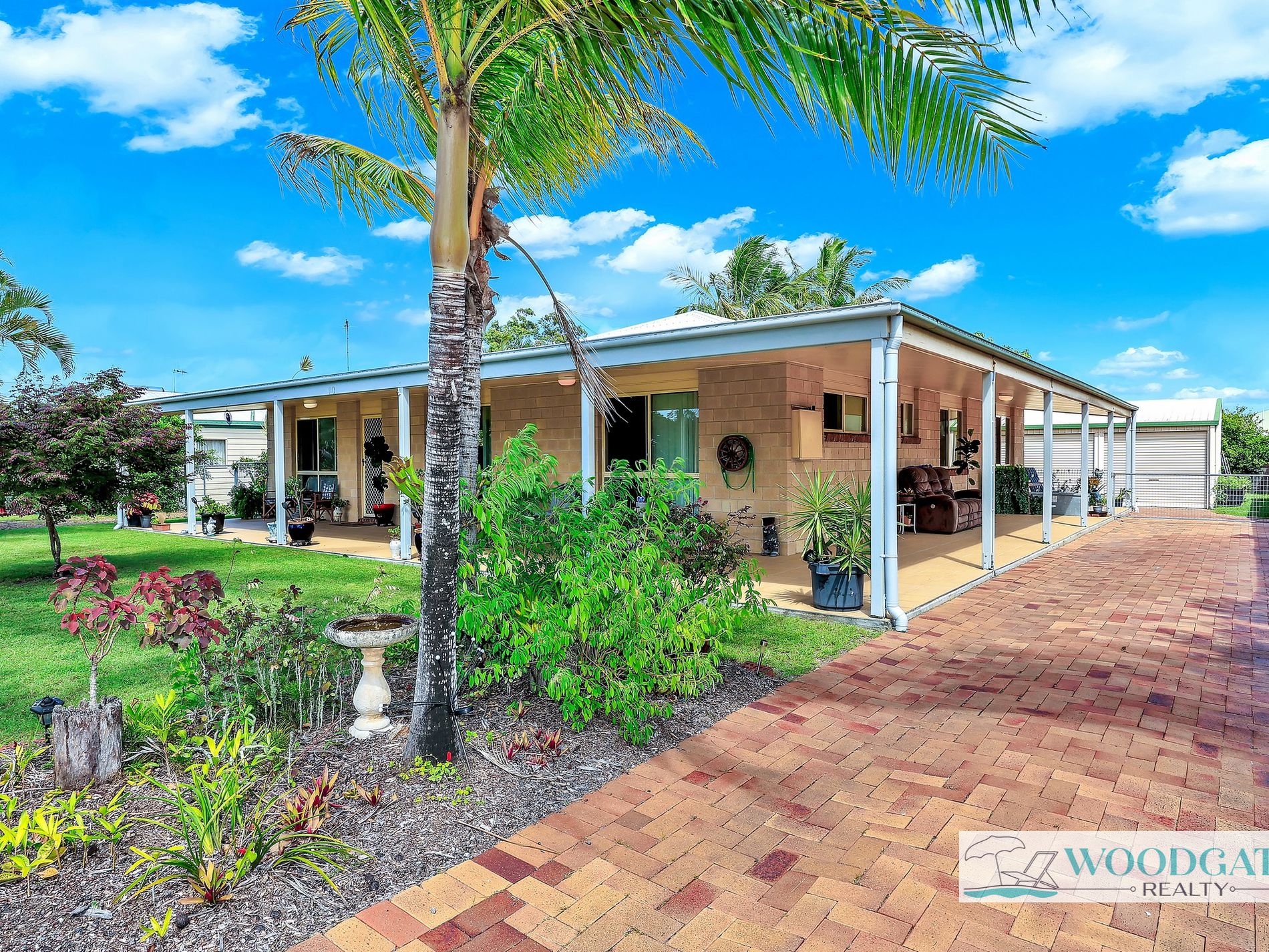 10 LORIKEET AVENUE, Woodgate