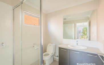 50 Heathcote Grove, Officer