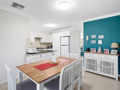 7 / 9 Stanbury Place, Quakers Hill