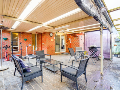 7 Burrumbeet Court, Manor Lakes