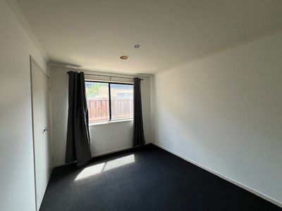 28 Edgevale Way, Tarneit