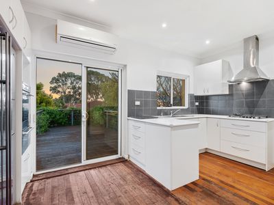128 Hale Road, Wembley Downs