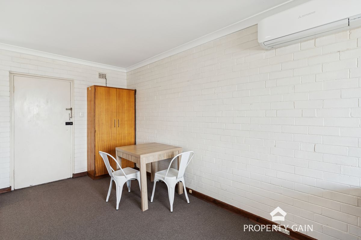 11 / 82 Broadway, Crawley