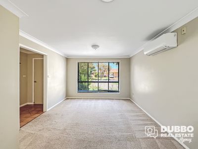 9 Jacqueline Drive, Dubbo