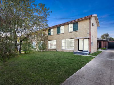 10 Pittosporum Grove, Doveton