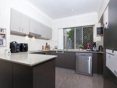 52 / 2 Weir Drive, Upper Coomera