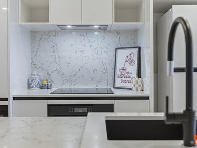 60 / 20 Allara Street, City