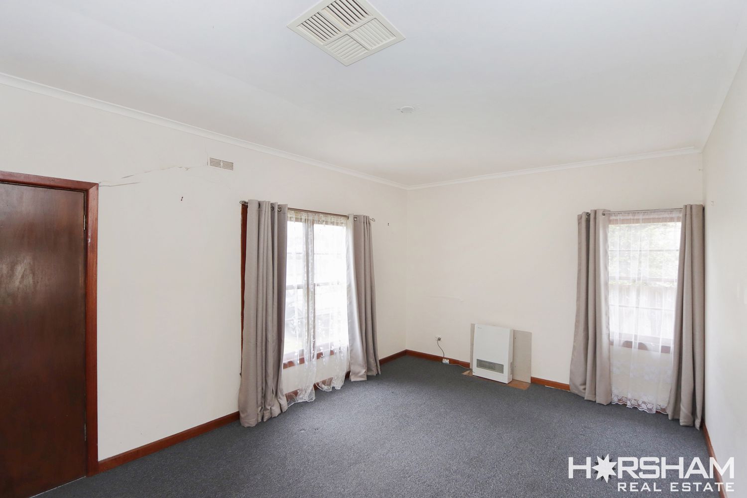 27 Philip Street, Horsham