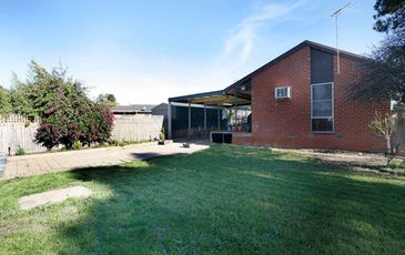 14 Silvan Grove, Hampton Park