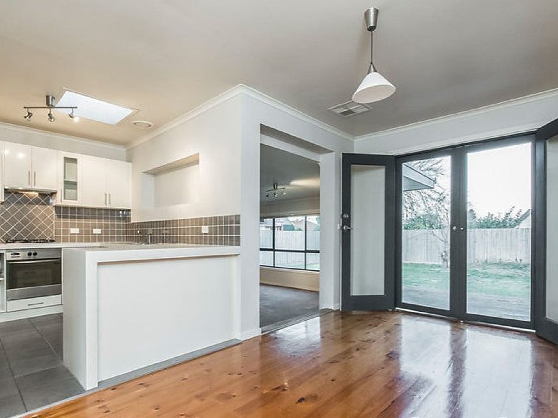 1 Drews Road, Marshall
