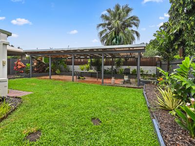 6 MOORE ROAD, Kewarra Beach