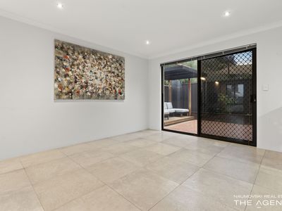 16C Karabil Way, Nollamara