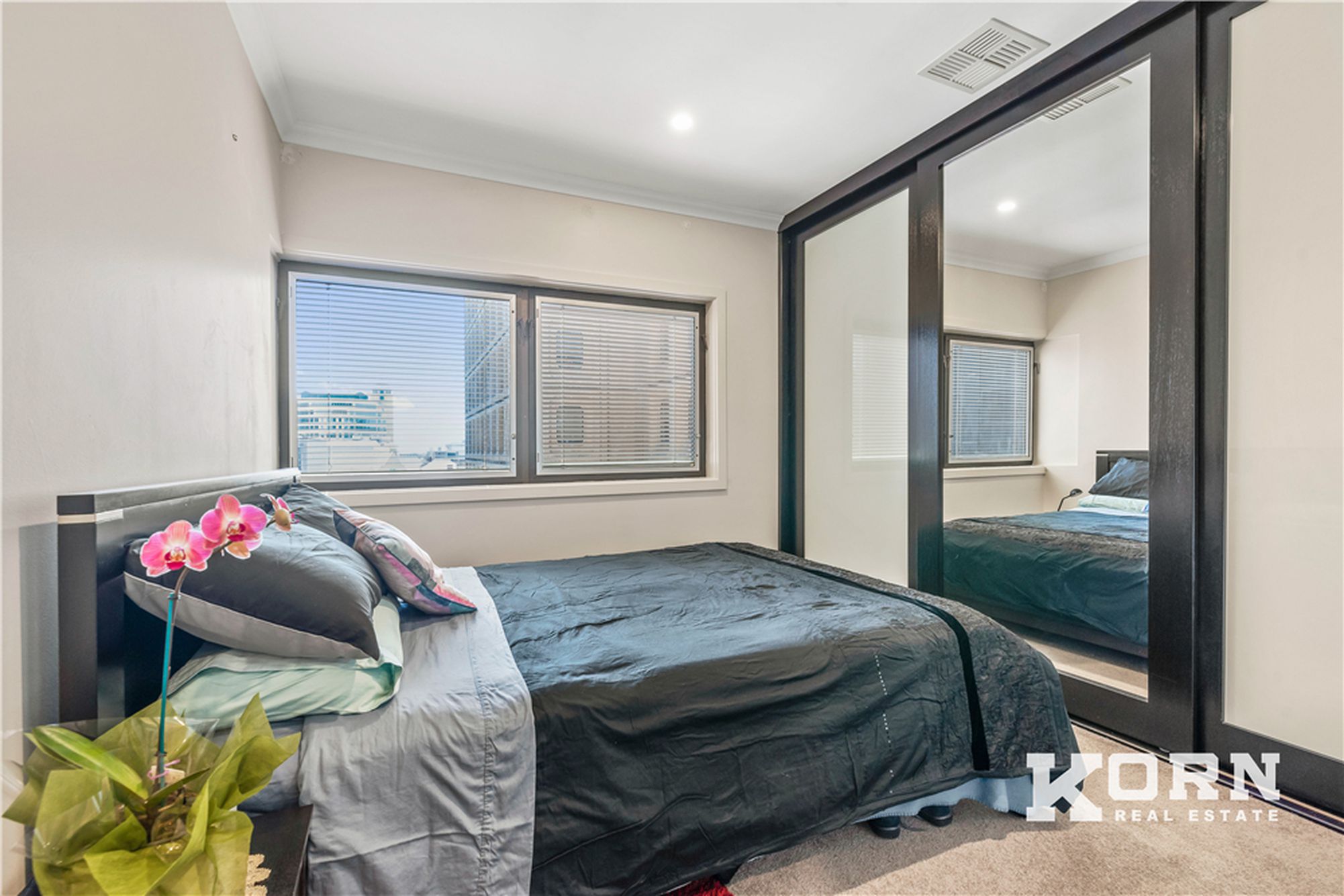 906 / 39 Grenfell Street, Adelaide