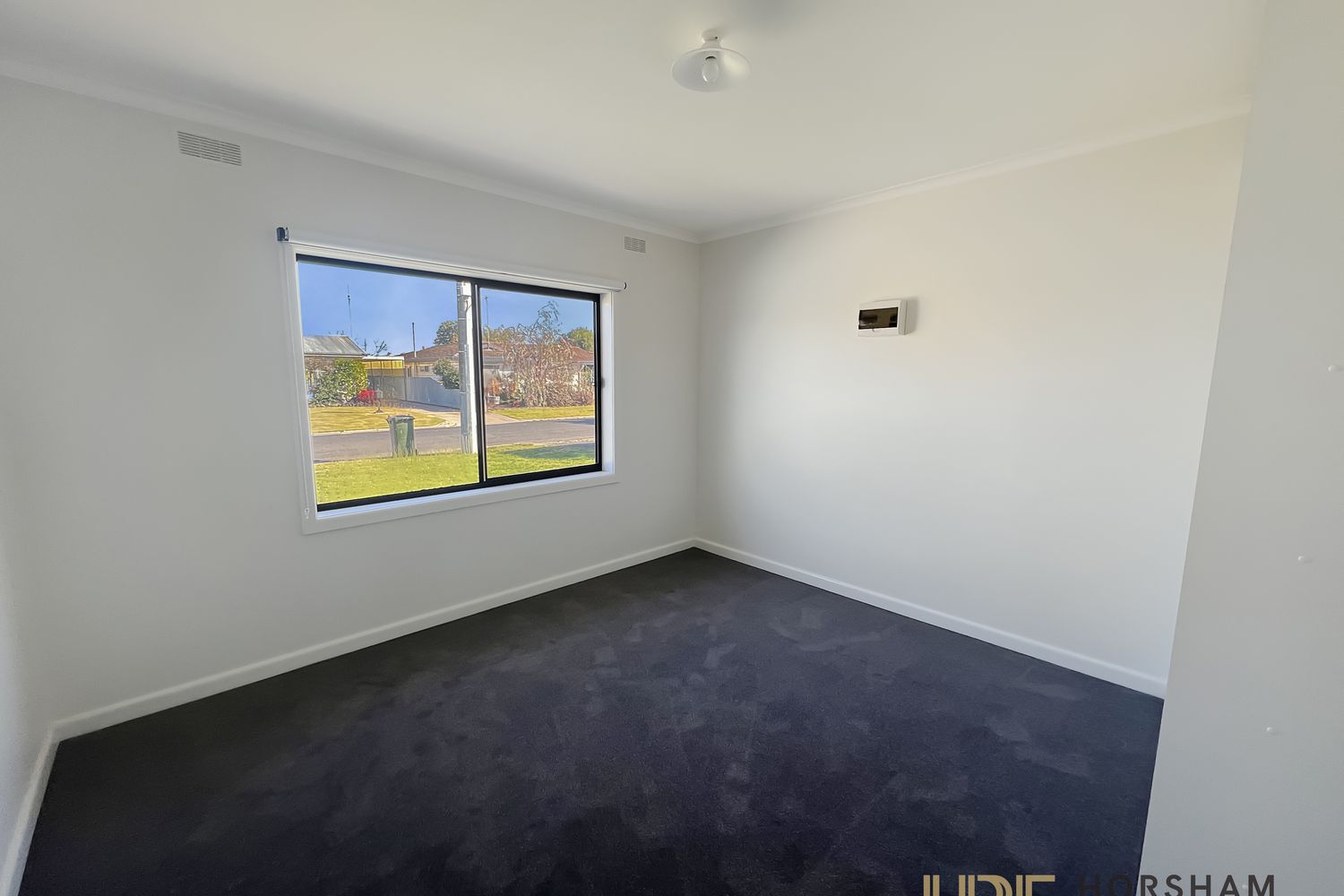6 Queen Street, Horsham