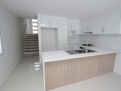 8 Red Gum Road, Albion Park