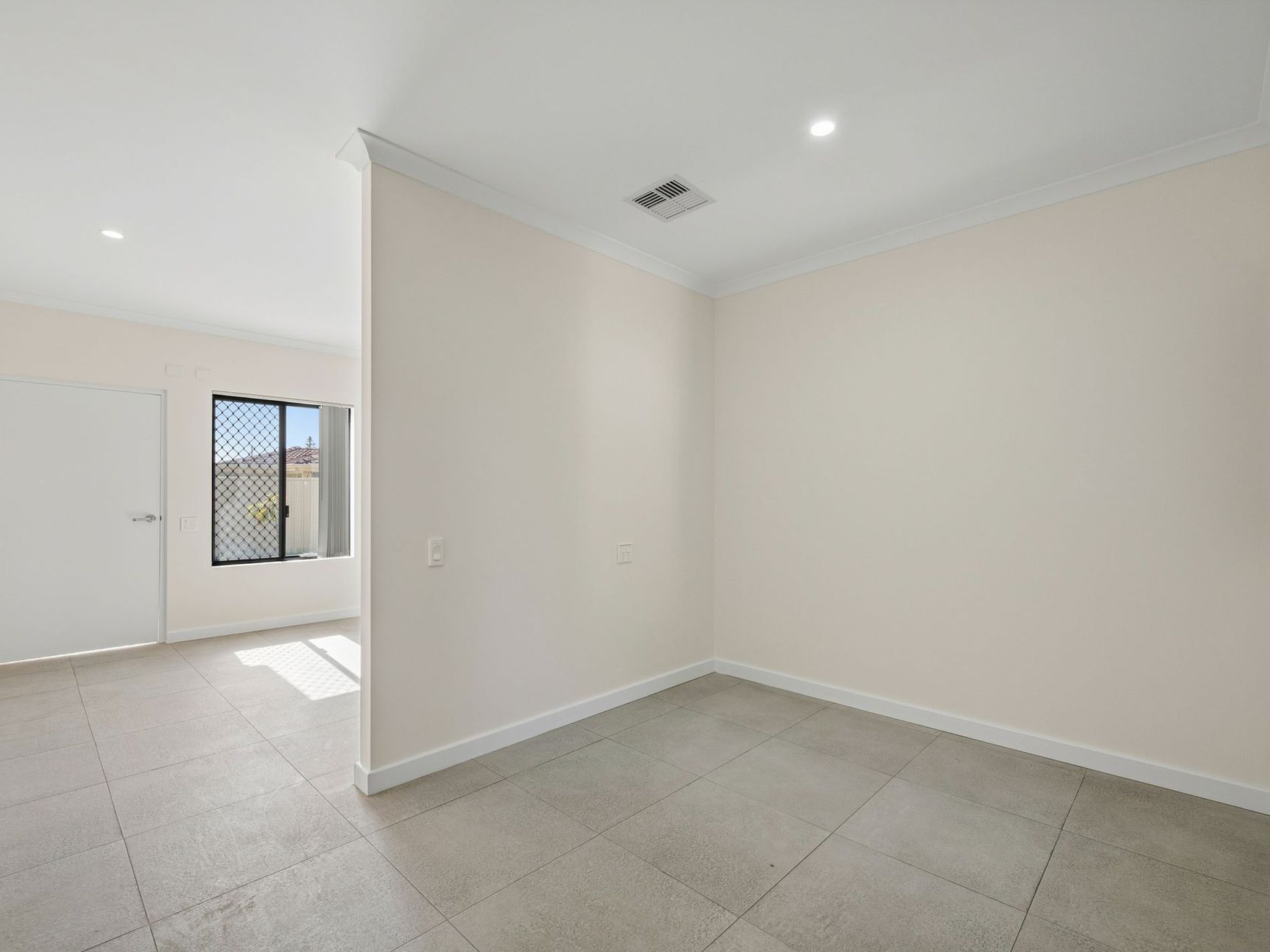 8B Stanmore Ct, Lynwood