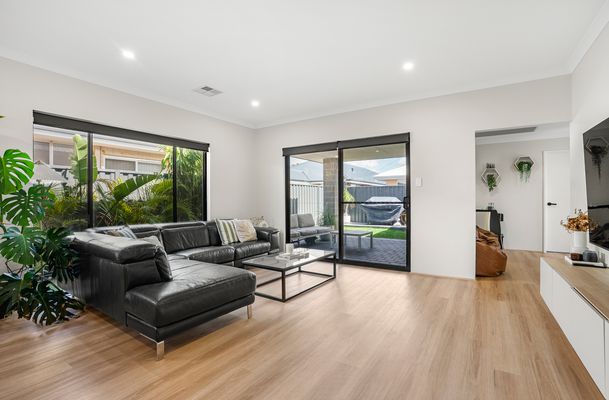 15 Flemington Drive, Baldivis