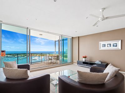 2405 / 1 Como Crescent, Southport