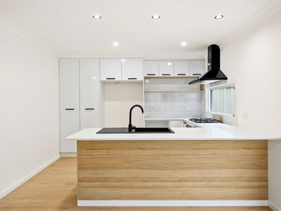 28A Nannawilli Street, Berkeley