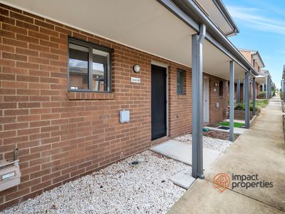 46 / 41 Lawrenson Circuit, Jacka