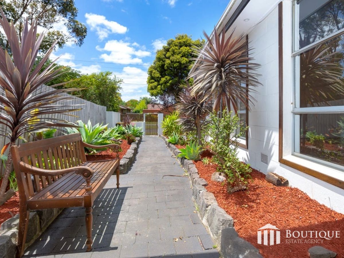 12 Blackmore Street, Dandenong North