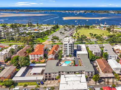 217 / 132 Marine Parade, Southport