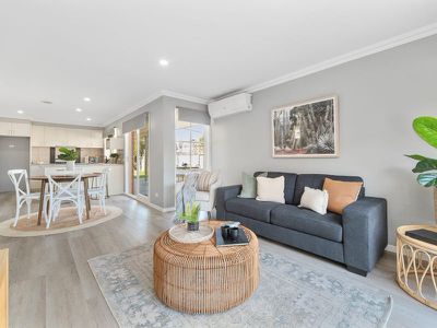 11 Clairmont Close, Somerville
