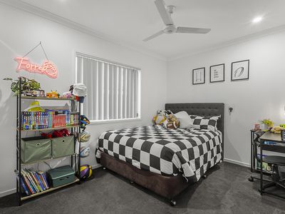 27 Pine Street, Cooroy