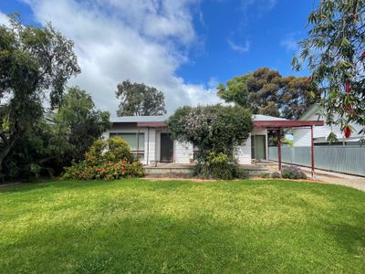 25 Bruton Grove, Swan Hill