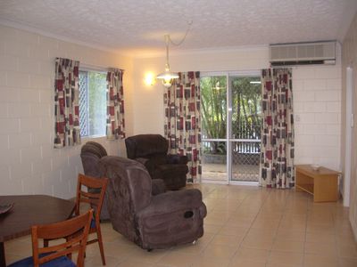 1 / 14 Island Drive, Cannonvale