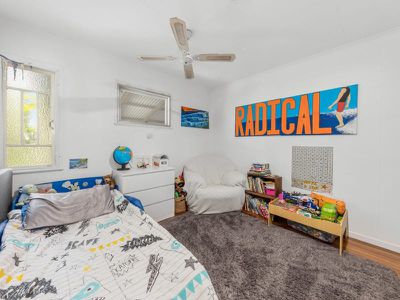 38 Pines Avenue, Cooroibah
