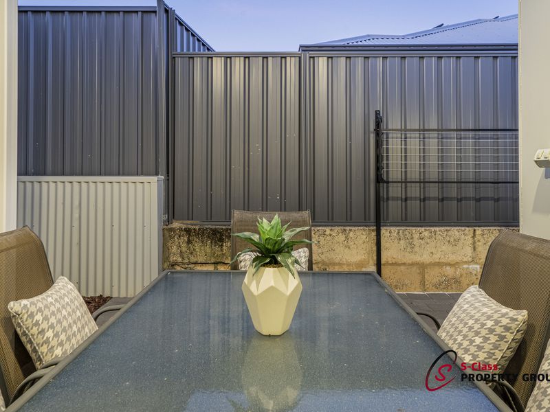 A&B / 35 Badrick St, Warwick