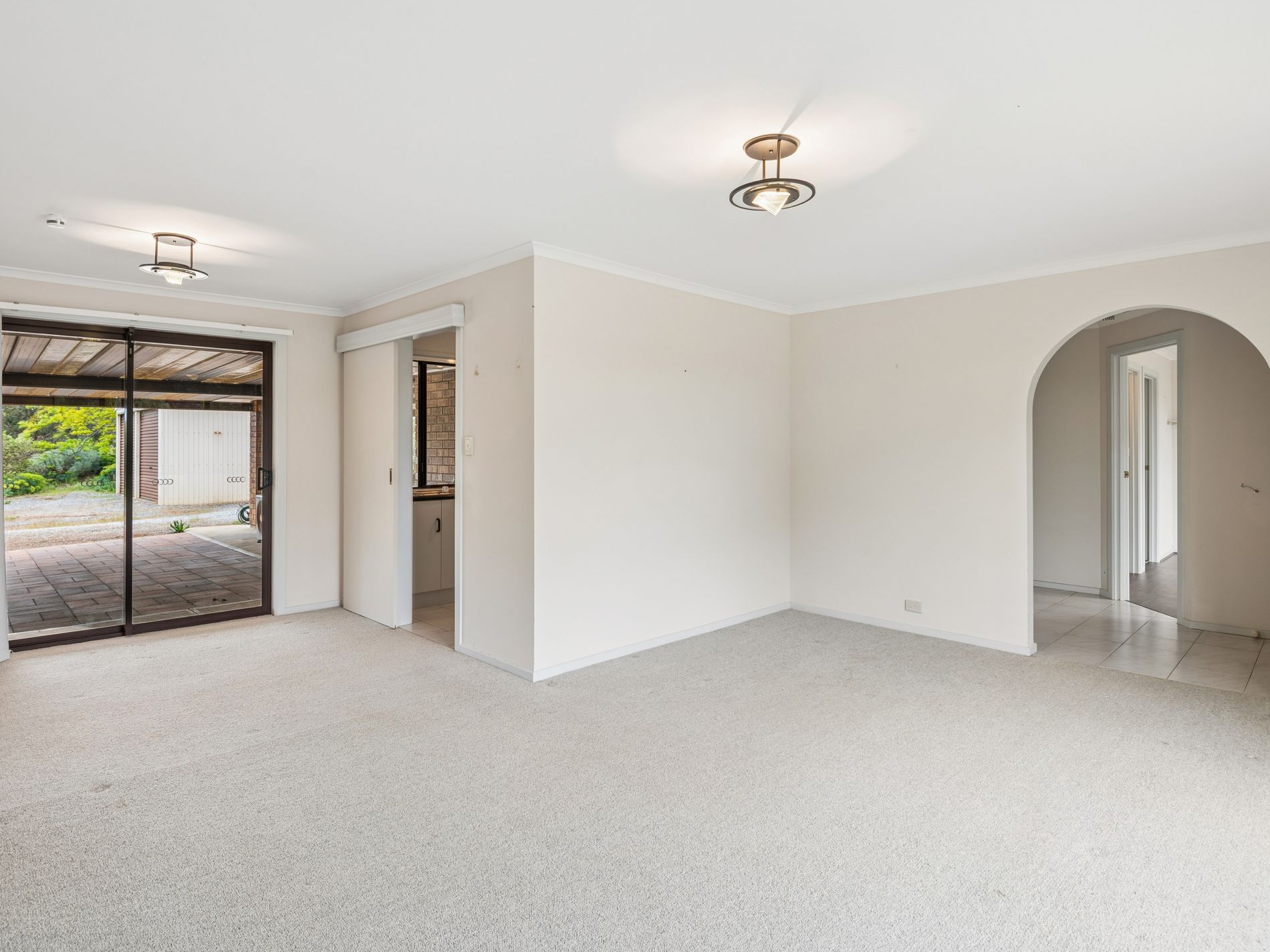 18 Brook Place, Normanville