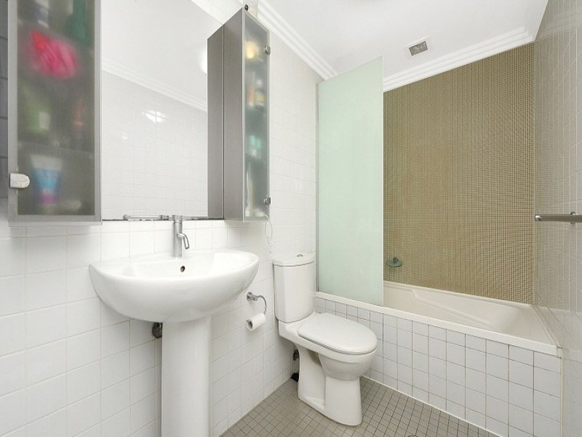 12307 / 177 Mitchell Road, Alexandria
