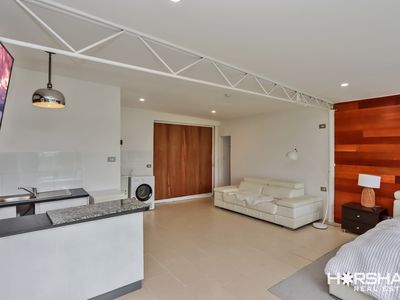 11 Tena Ave [Fully Furnished], Horsham