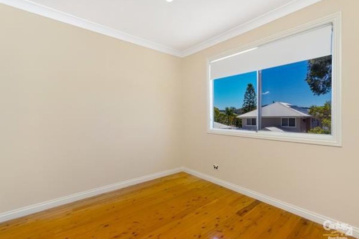 1 / 80 Lowanna Avenue, Forresters Beach