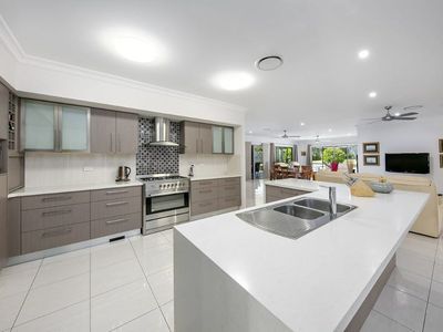 18 Cooroibah Crescent, Tewantin