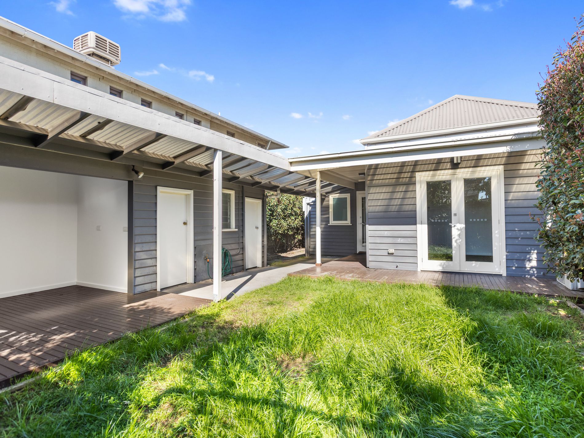 6 Sussex Street, Yarraville