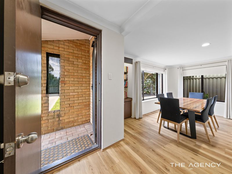 2 Little Rush Close, South Lake