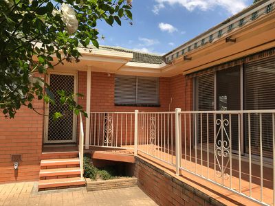 22 Bostock Avenue, Manifold Heights