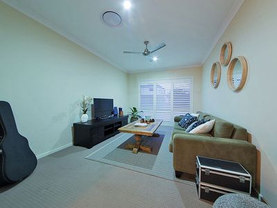 57 Foxwood Circuit, Wakerley