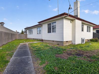 6 Gordon Square, George Town