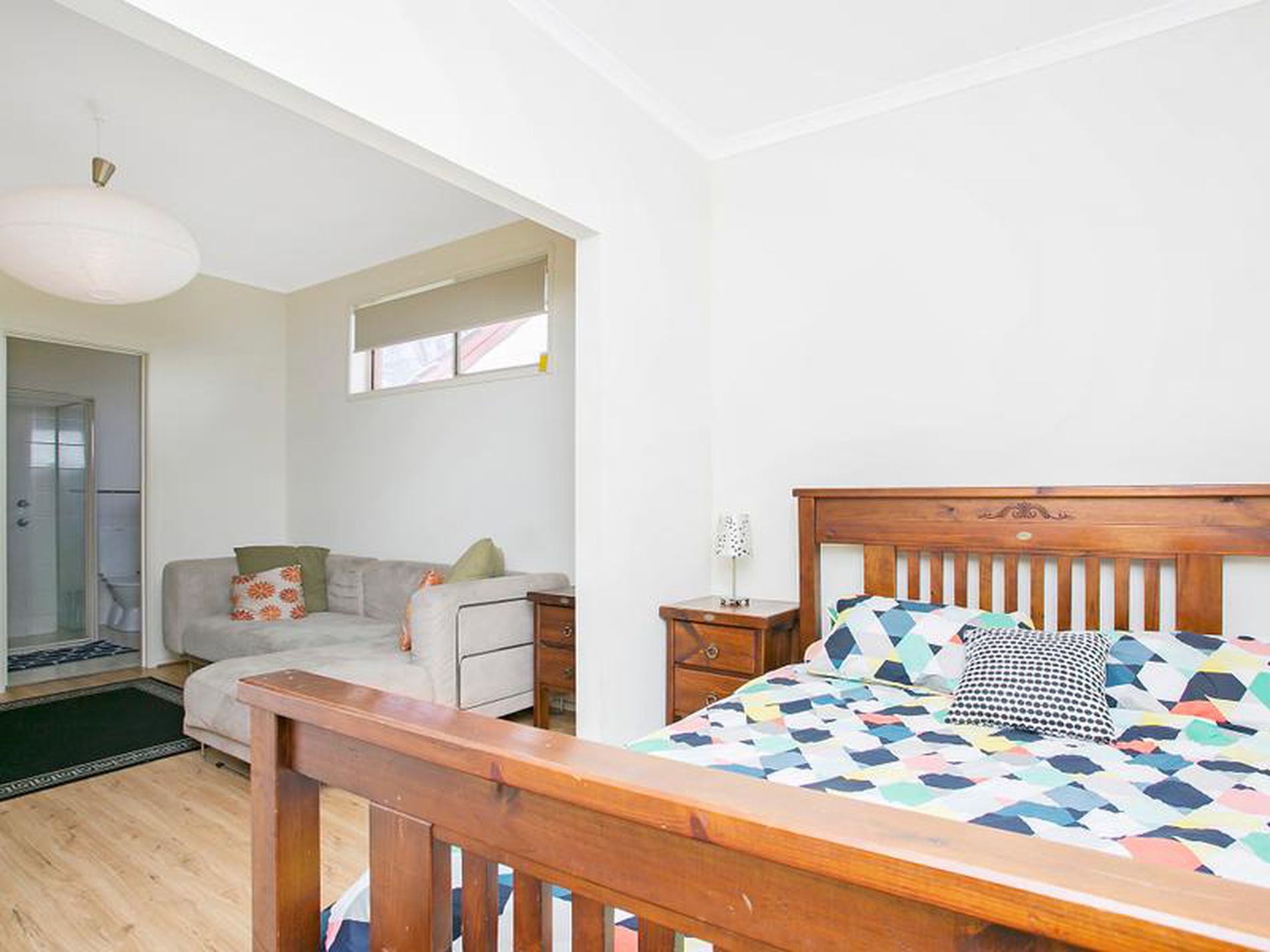1B Norwich Street, West Richmond
