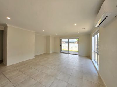 3 Rill Court, Beveridge