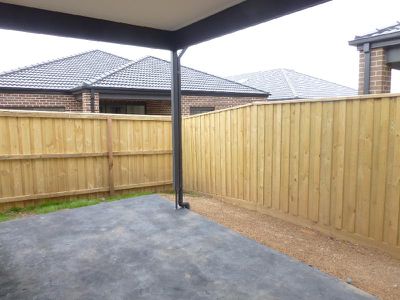 10 Thurston Avenue, Tarneit
